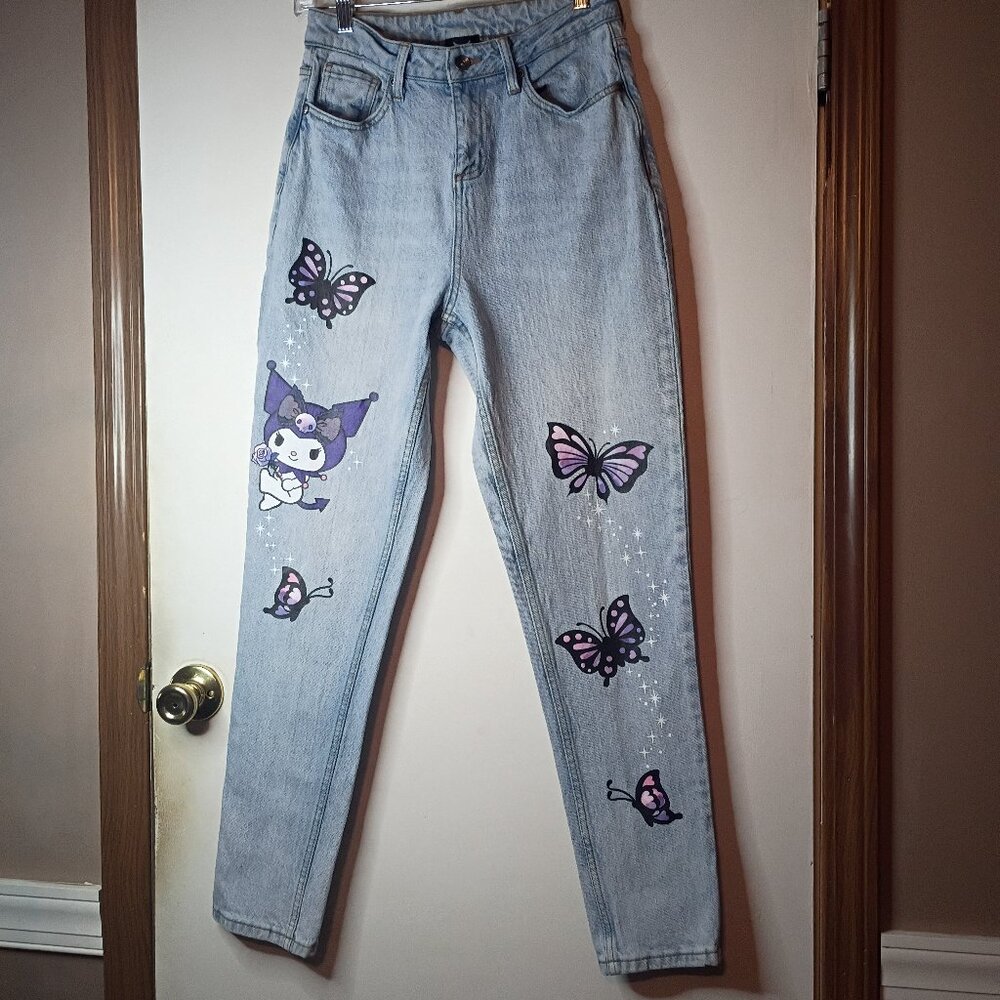 Sanrio Kuromi Butterfly Garden High Rise Mom Jeans Sz 3 Light‎ Blue Wash Cotton